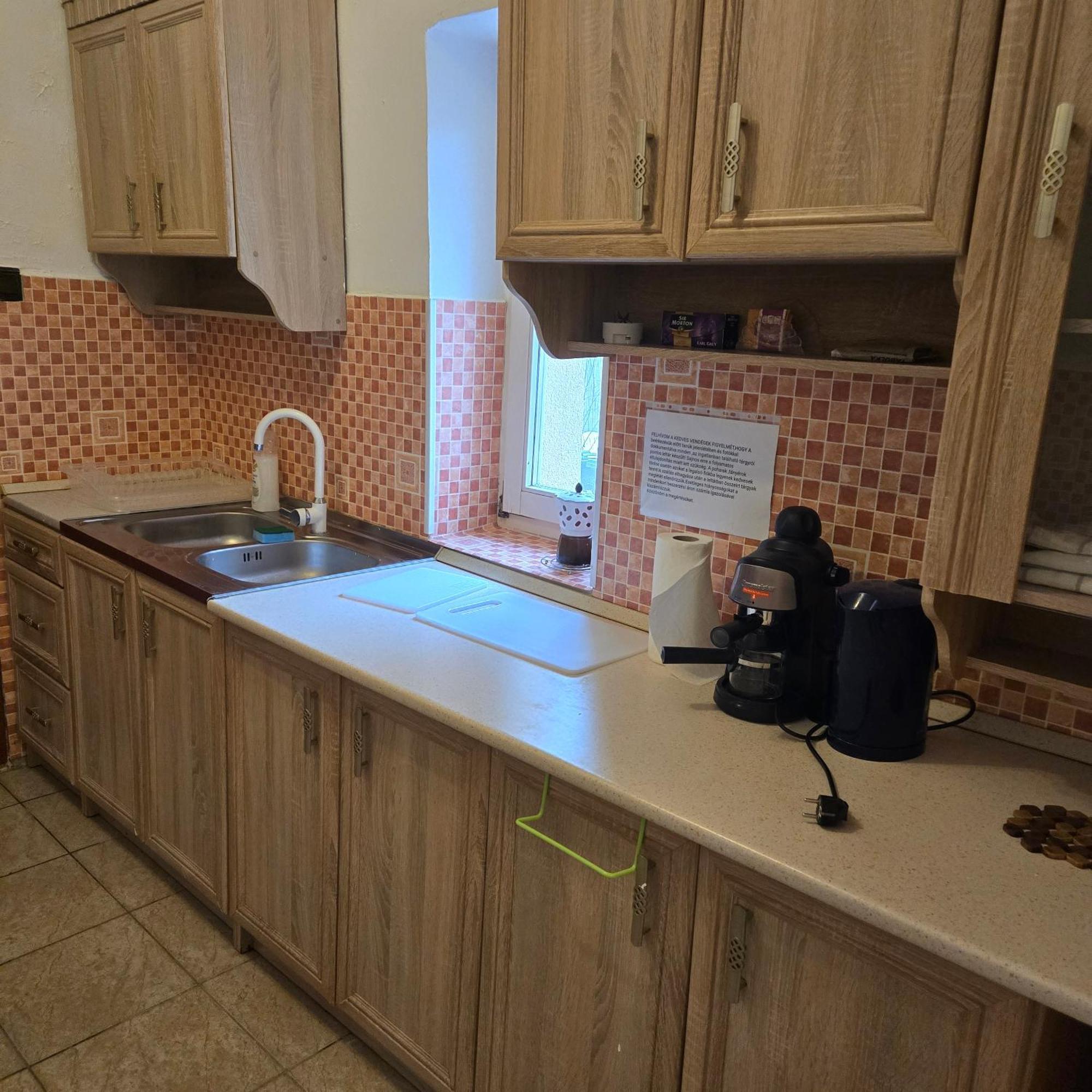 קצ'קמט Orsi Apartman / Vendeghaz מראה חיצוני תמונה